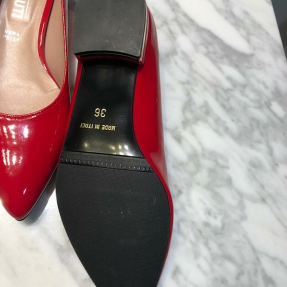 Slip on shoes - Picture 2 of 7